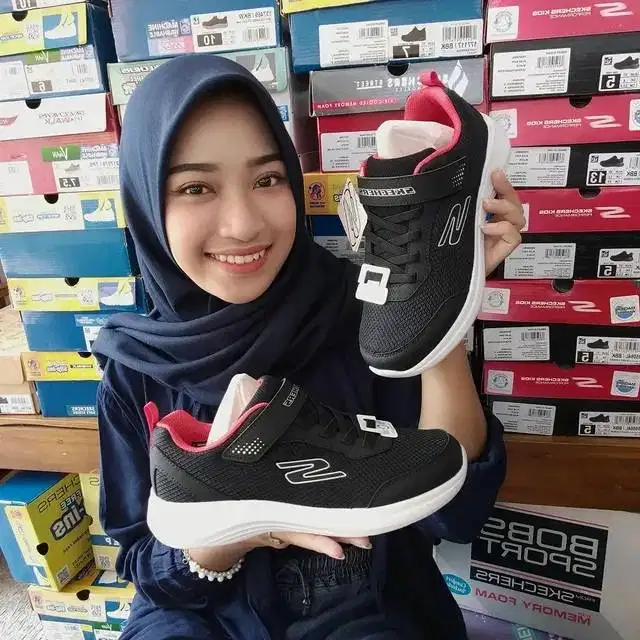 Obral Sepatu Anak SKECHERS Ori