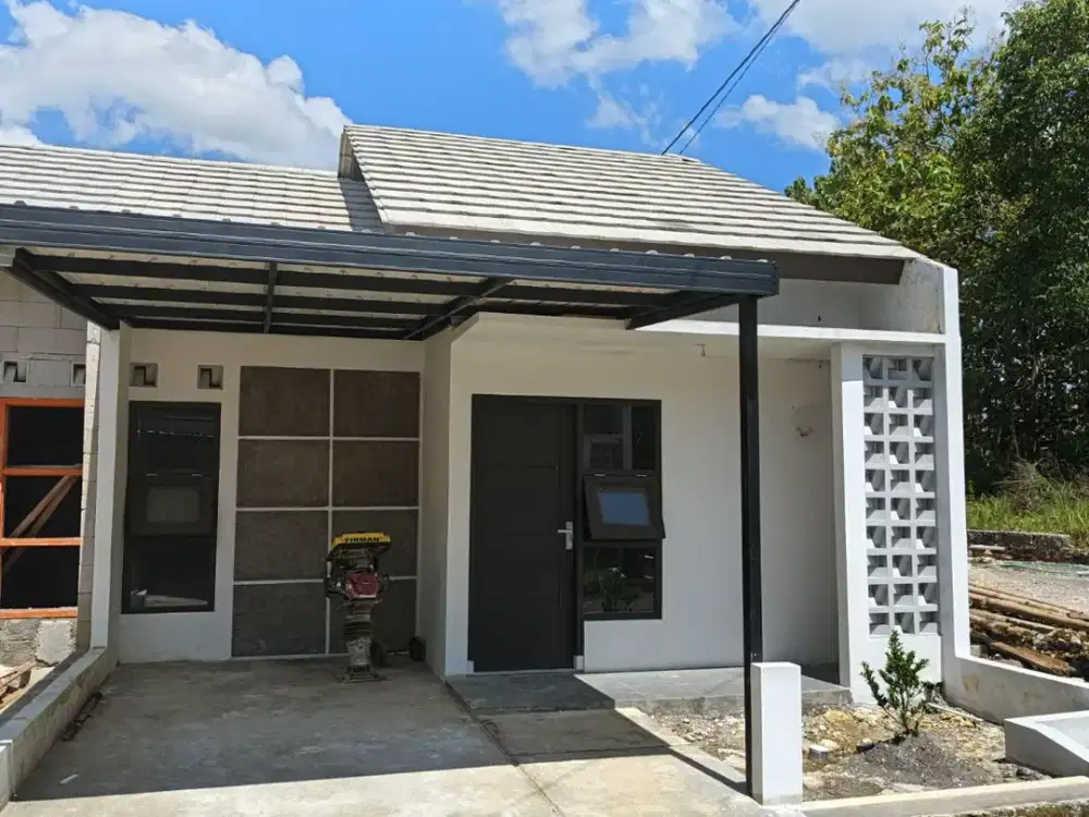 Langsung Huni! Rumah Desain nya cantek di Wonosari— Sudah Ada Kanopi, Carport, dan Tampilan Seperti Premium!