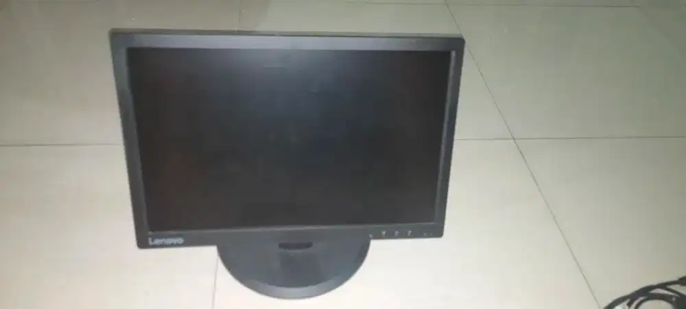 Monitor 17 Lenovo
