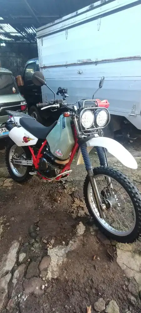 suzuki DR350 th 1998