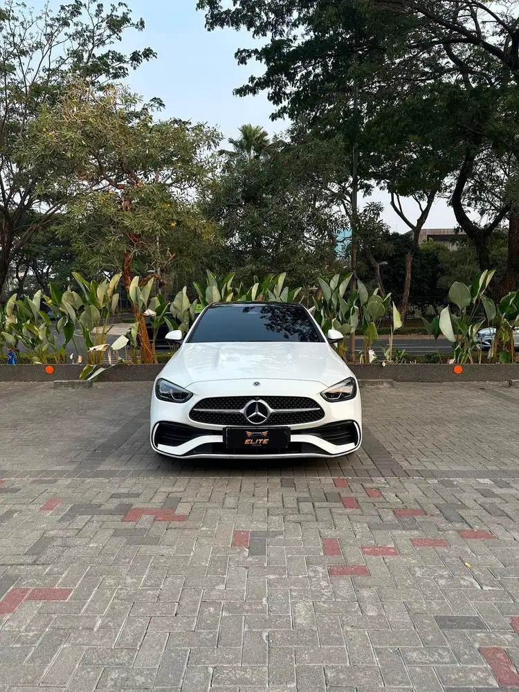 Mercedes Benz C300 AMG 2023 Bergaransi