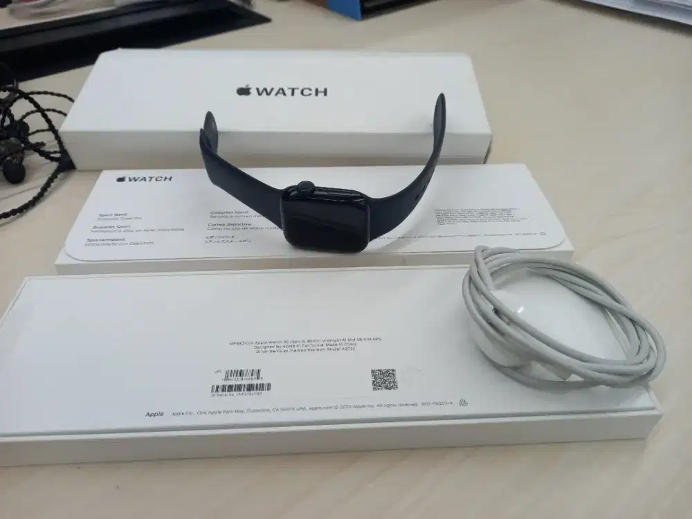 Apple Watch SE 2nd Edition 40mm Midnight Black