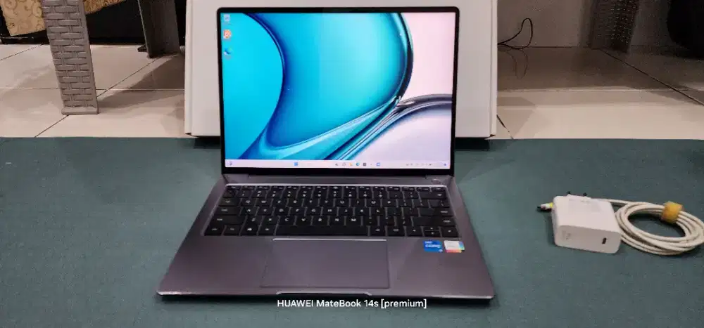 Laptop Premium dari Huawei Matebook 14s