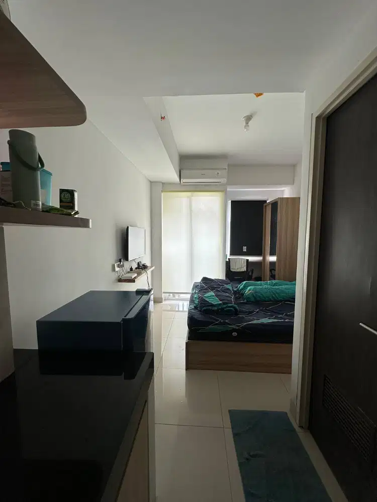 Take Over Apartment