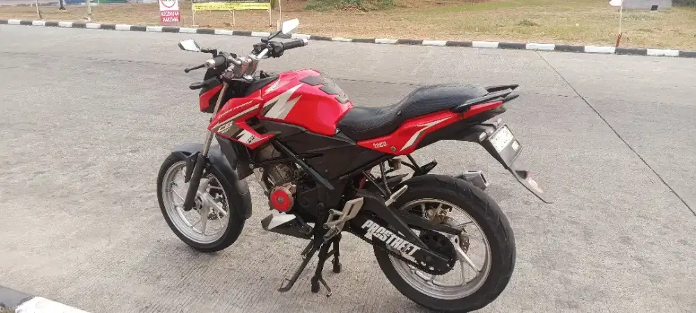 CB 150 R 2018 merah red racing ahrt