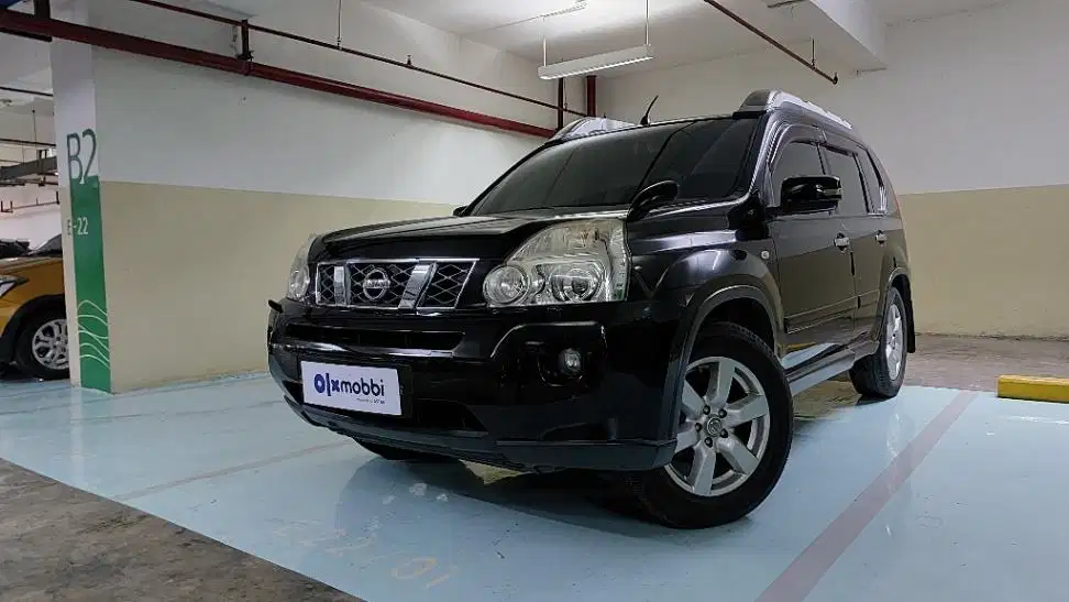 TDP 6, JT Nissan X-Trail 2.5 XT Bensin-AT Hitam 2013