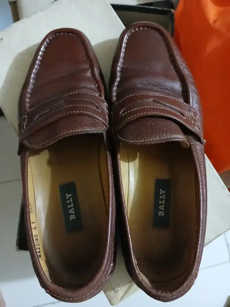 Jual cepat sepatu Bally ori 100%