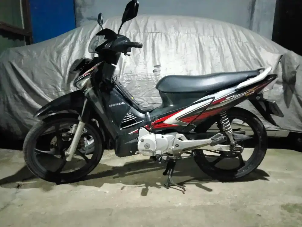 Supra x 125 tahun 2005