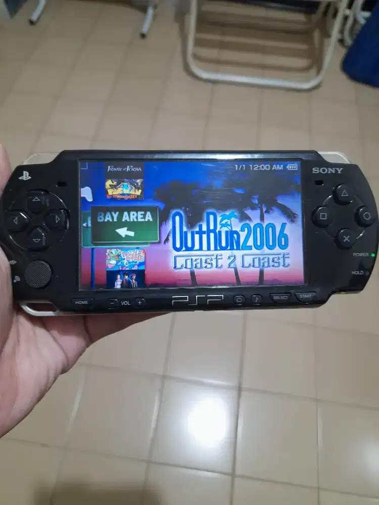 Psp slim seri 2000 Memory gede 16gb Full game