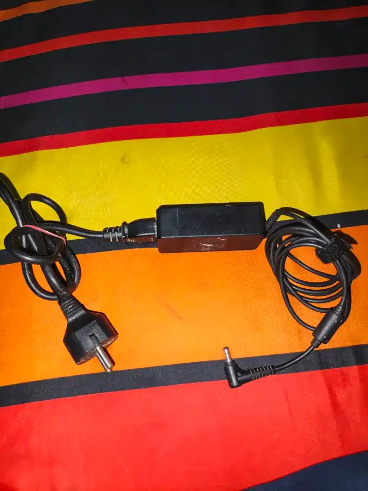 Casan laptop lenovo