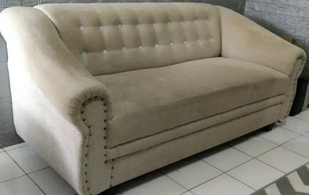 1 unit Kursi sofa jumbo