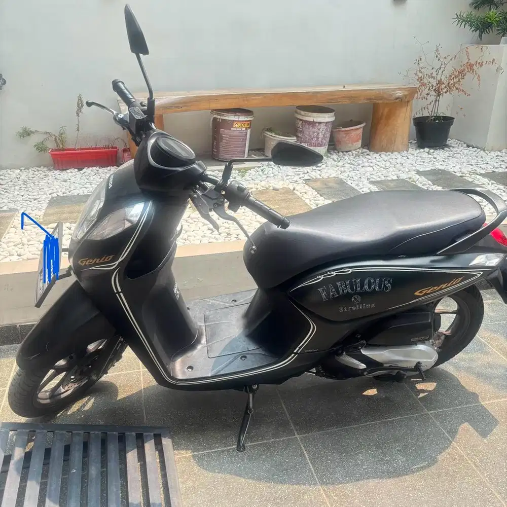 Honda Genio 110cc Hitam 2020