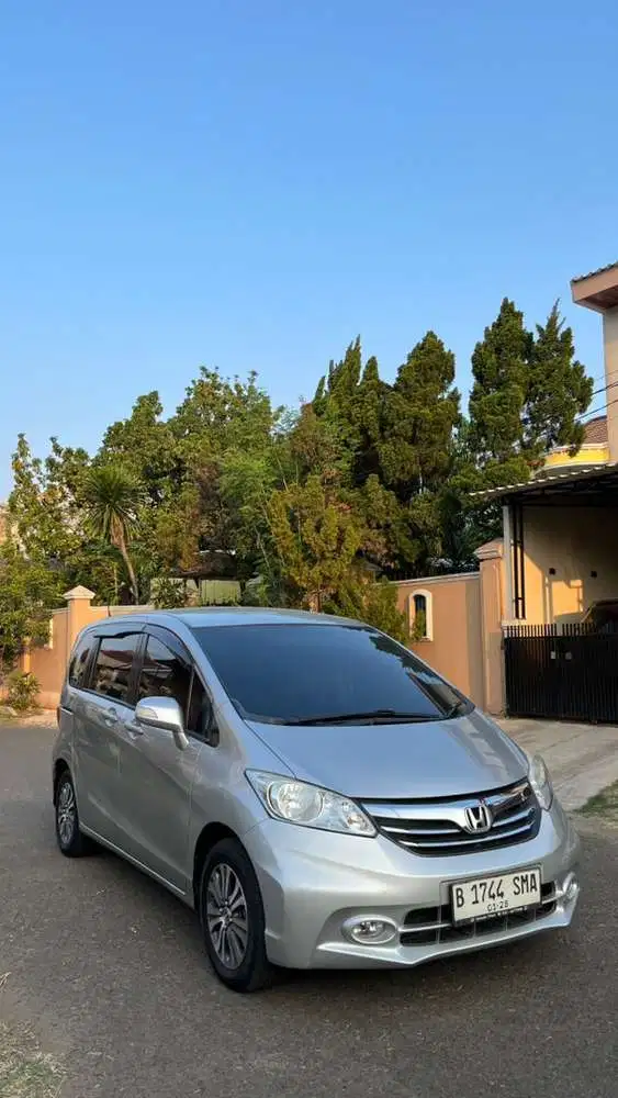 Honda Freed 2014 Bensin