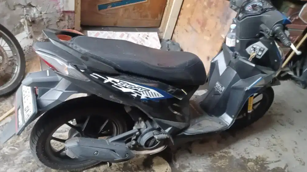 Honda beat CBS biru mulus siap pakai