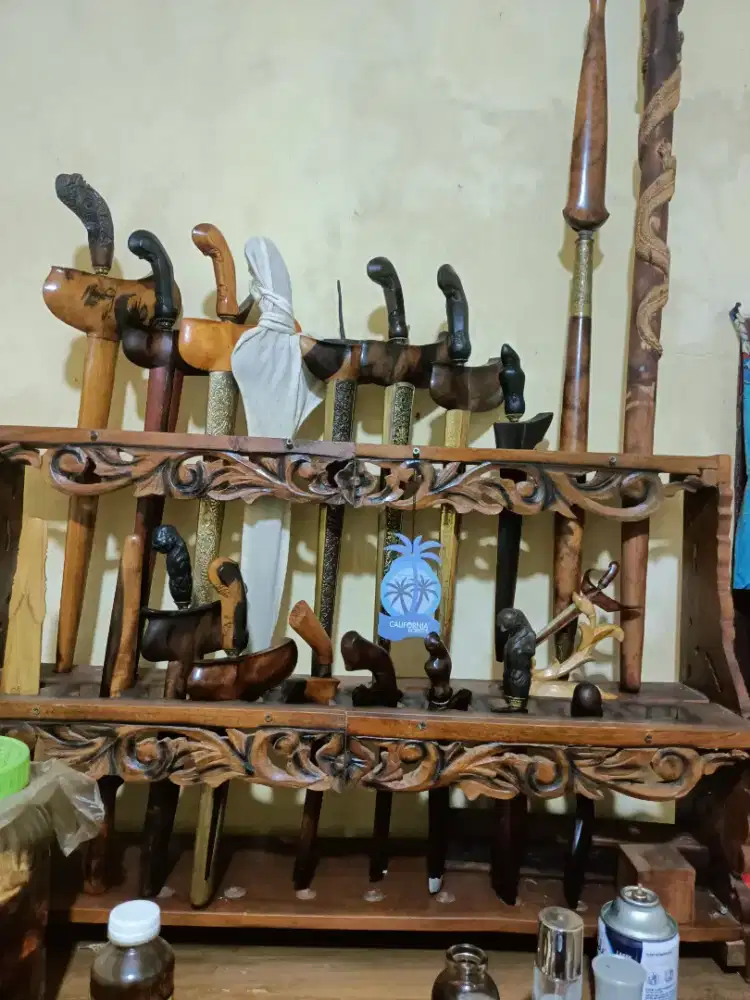 Keris pusaka.. bagi yang berminat boleh cek langsung