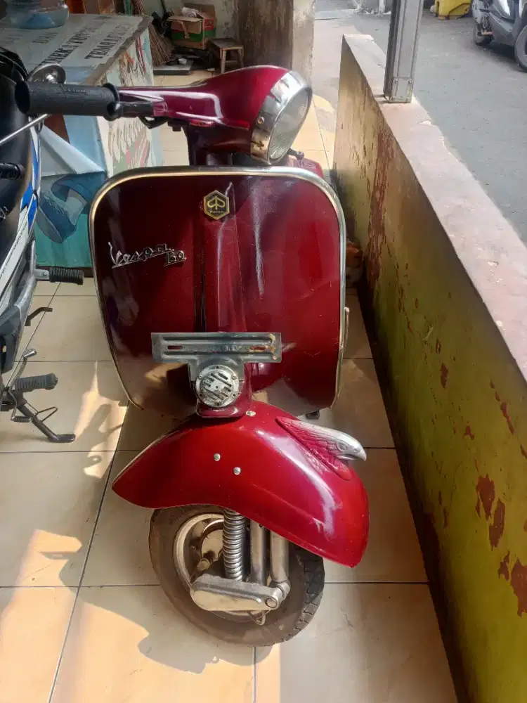 JUAL CEPAT VESPA SUPER TAHUN 1975