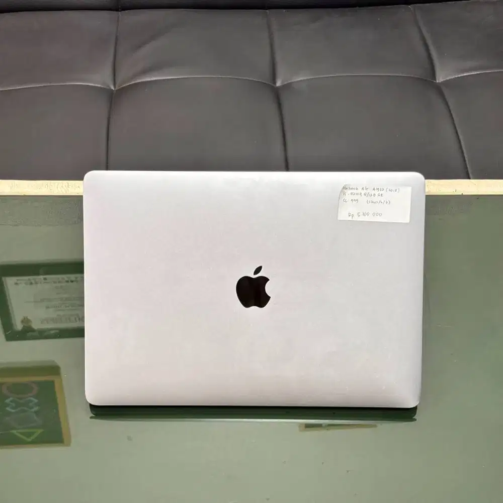 MacBook Air 2018 13”8GB/128GB Mulus Siap Pakai