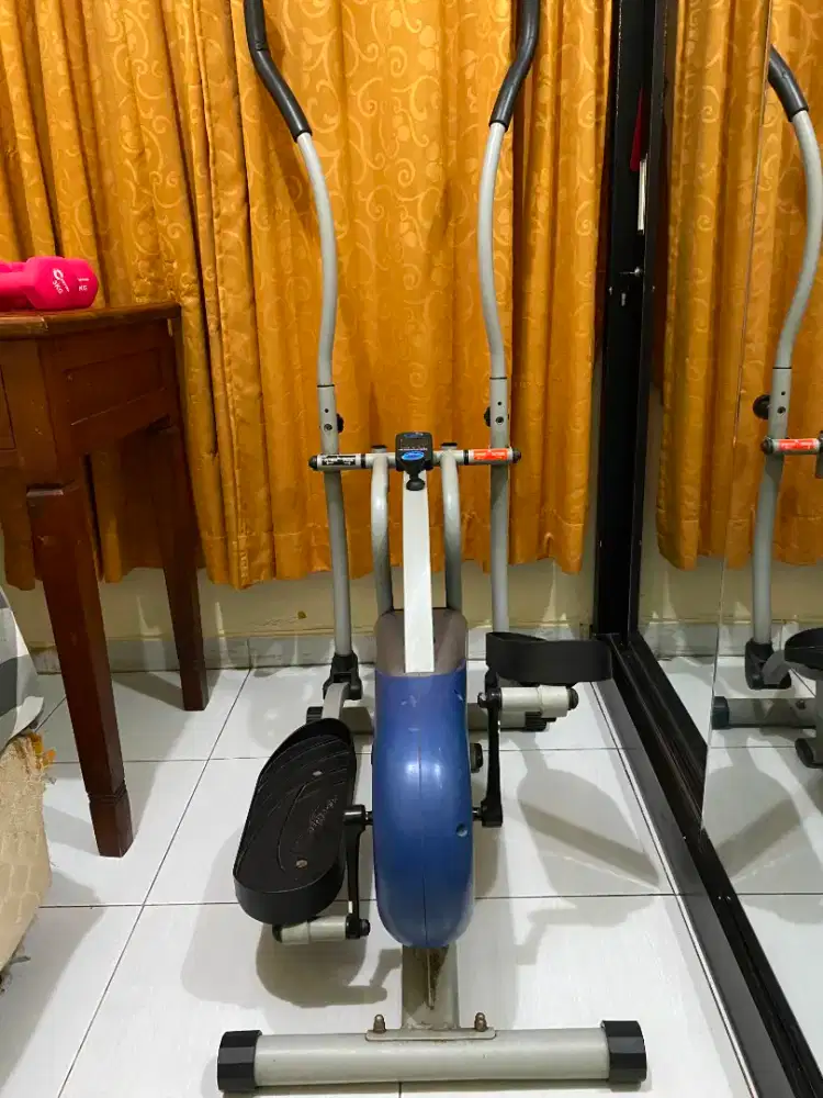 Orbitrek Elite elliptical Cross trainer alat gym fitnes
