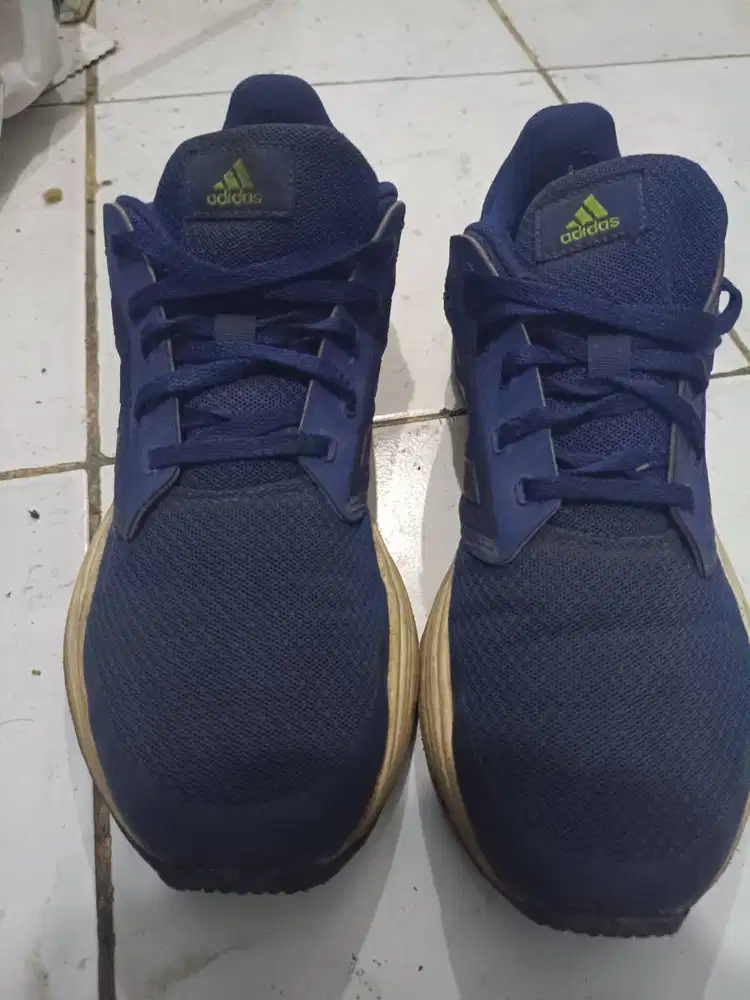 Sepatu Adidas Galaxy 5