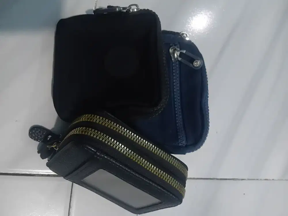 Dompet bekas wanita