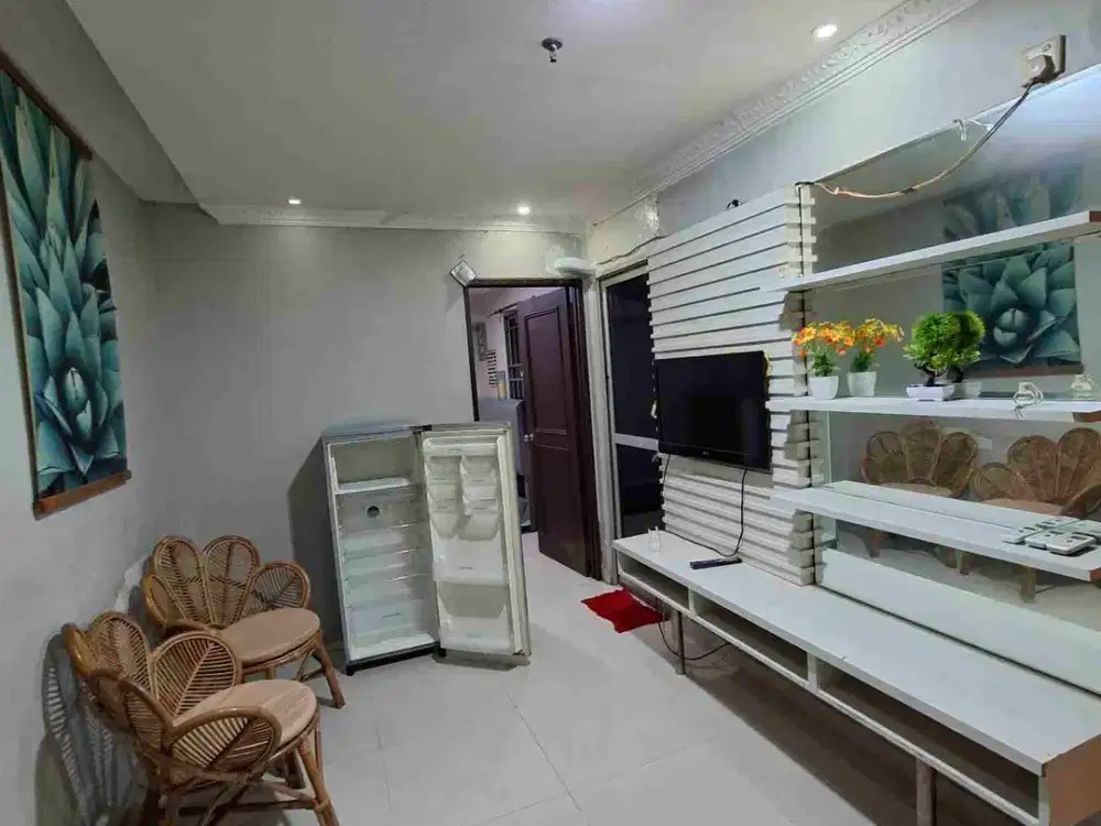 Apartemen Mediterania Gajah Mada Tipe 3 BR Semi Furnished Free IPL / Maintenance Fee