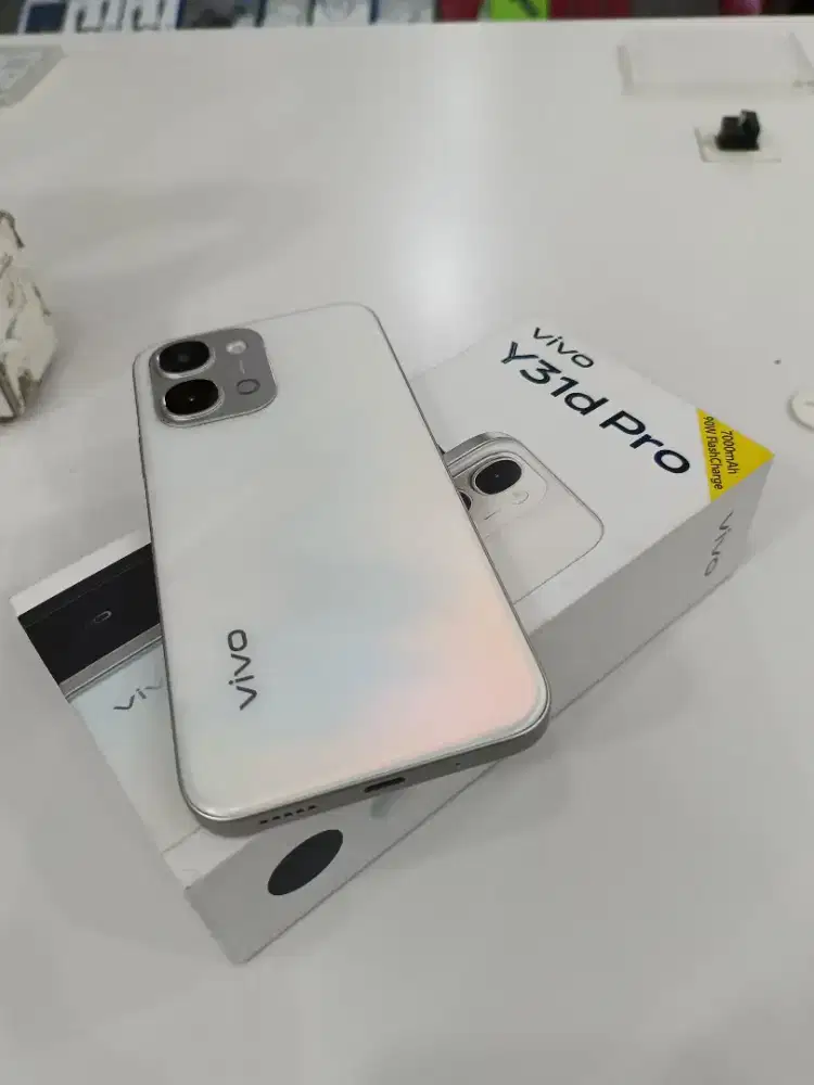 vivo y31d pro 8/256,fullset,seken seperti baru,belum pernah bongkar