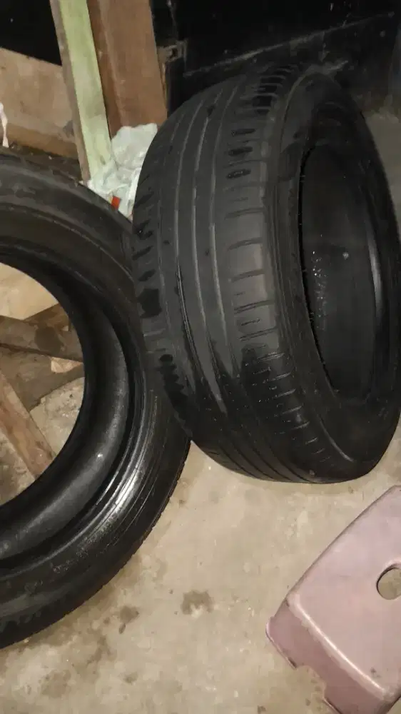 BAN BEKAS MOBIL BRV.