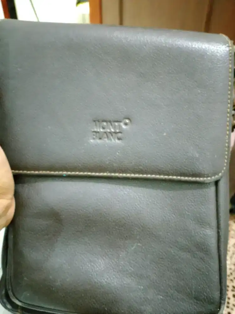 Tas selempang kulit Pria Monto Blanc