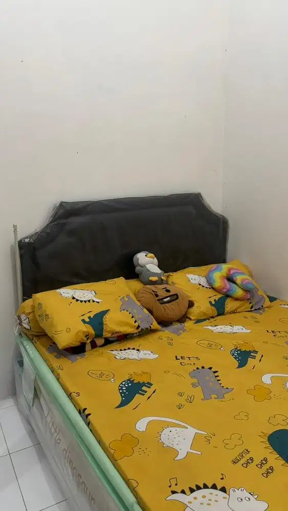 Divan central (160x200)