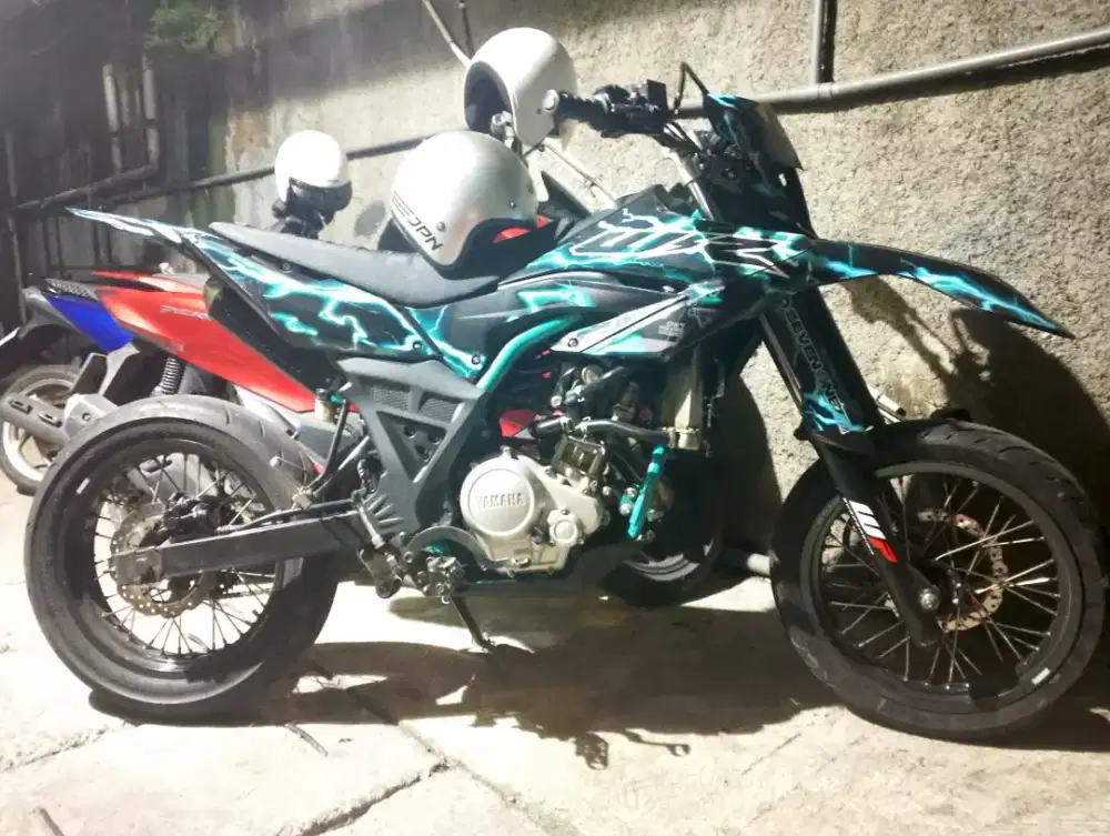 Jual motor Yamaha WR 250 CC.