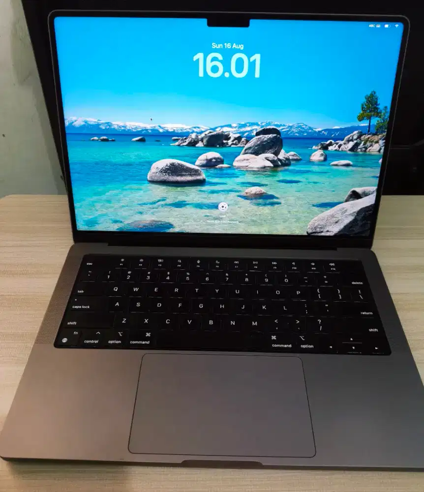 MacBook Pro M1 Pro 14 inch 16/512
