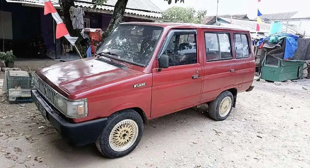 Toyota Kijang 1992 Bensin