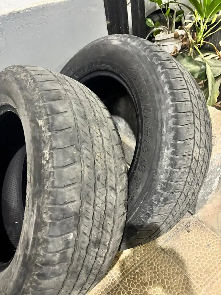 Ban Pajero BS Dueler H/T