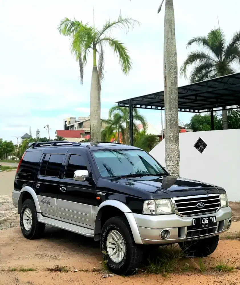Ford Everest TDi 4x4 AT