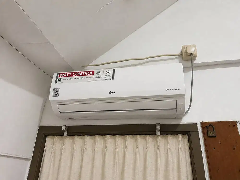 AC LG 1/2 pk setengah pk Dual Inverter