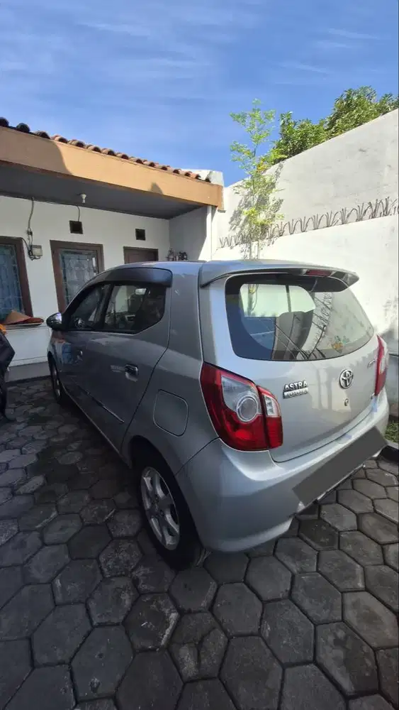 [JUAL CEPAT PEMAKAIAN PRIBADI] Toyota Agya 1.0 G Matic 2014 Silver BDG