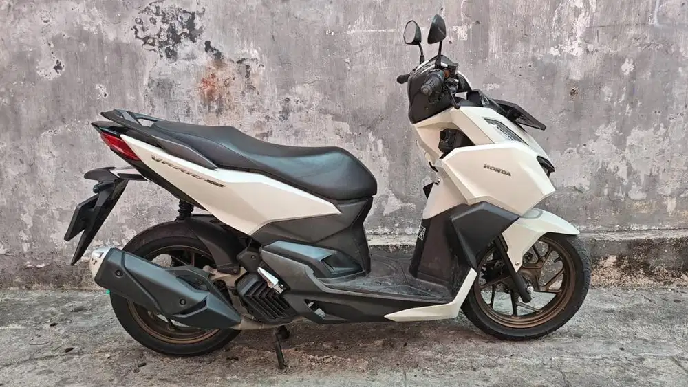 HONDA VARIO 160 | 2024 | KM 15rb | PLAT L SURABAYA