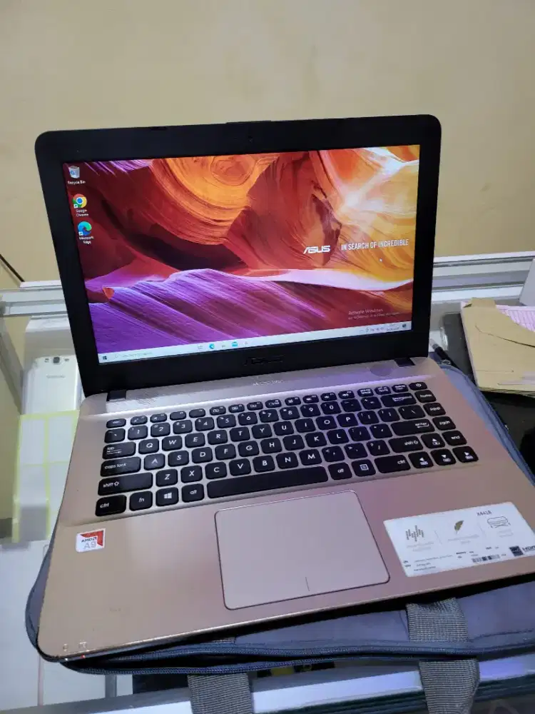 Laptop Asus X441B AMD A9