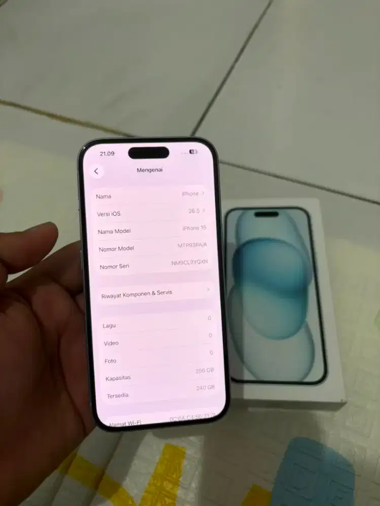 iPhone 15 256gb iBox