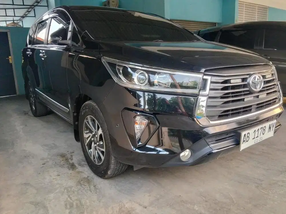 Innova reborn diesel V AT matic 2019 hitam