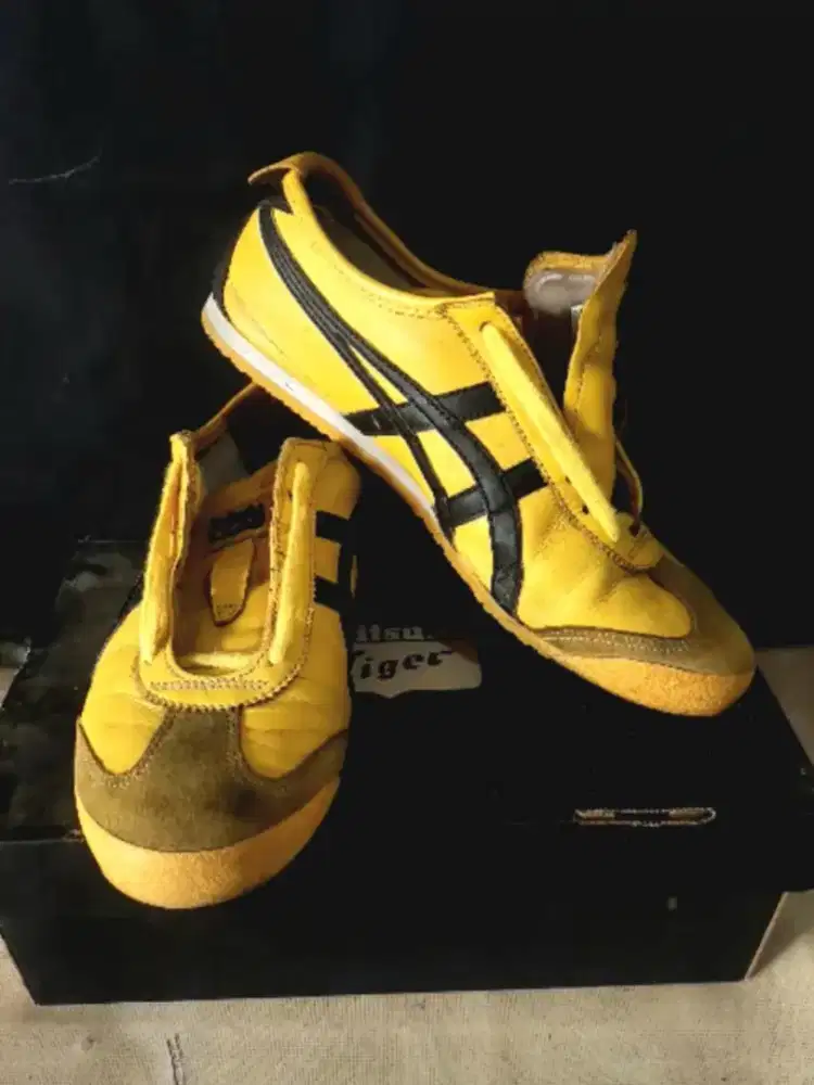 Sepatu onitsuka tiger