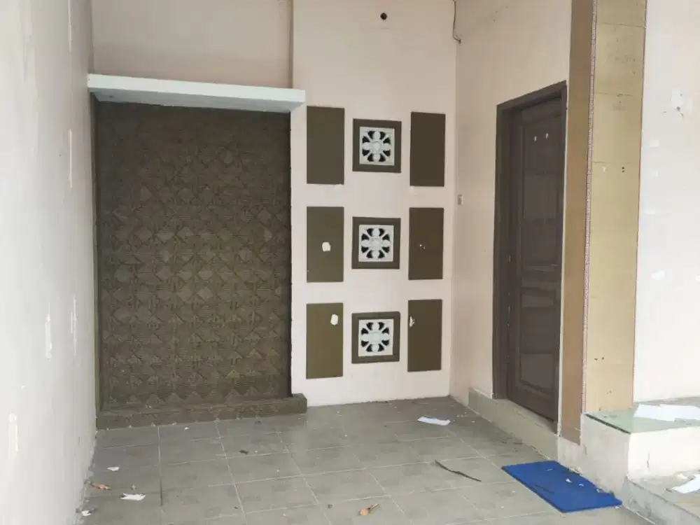 Jual rumah di sememi perum western village Surabaya barat