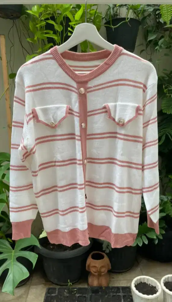 Knitt WYL cardigan