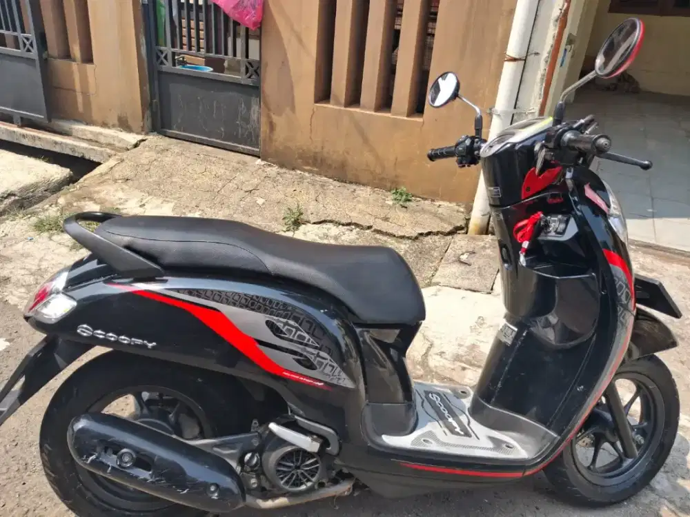 SCOOPY SPORTY 2020