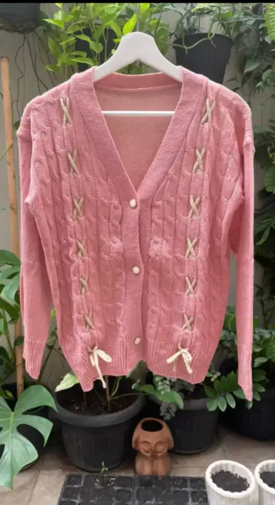 Knitt WYL cardigan