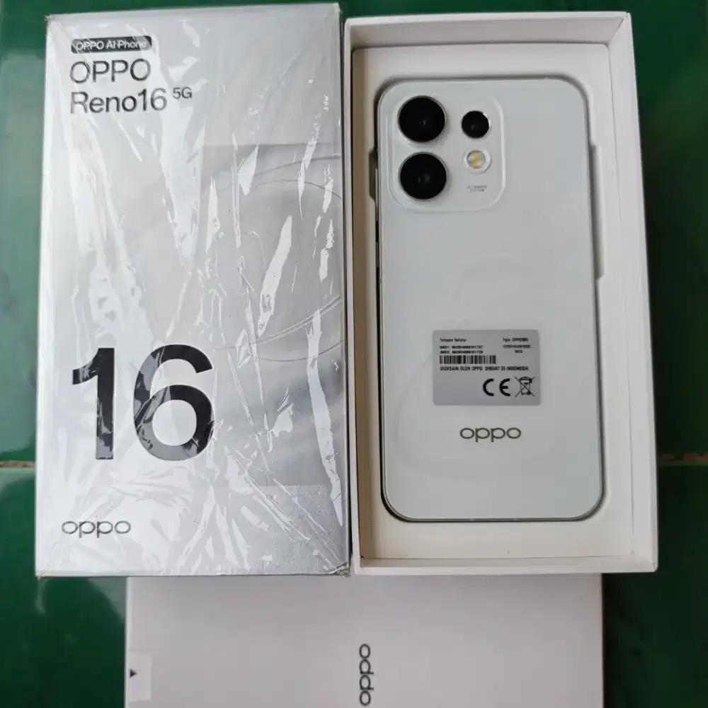 Oppo Reno 16 12/256 GB Like New