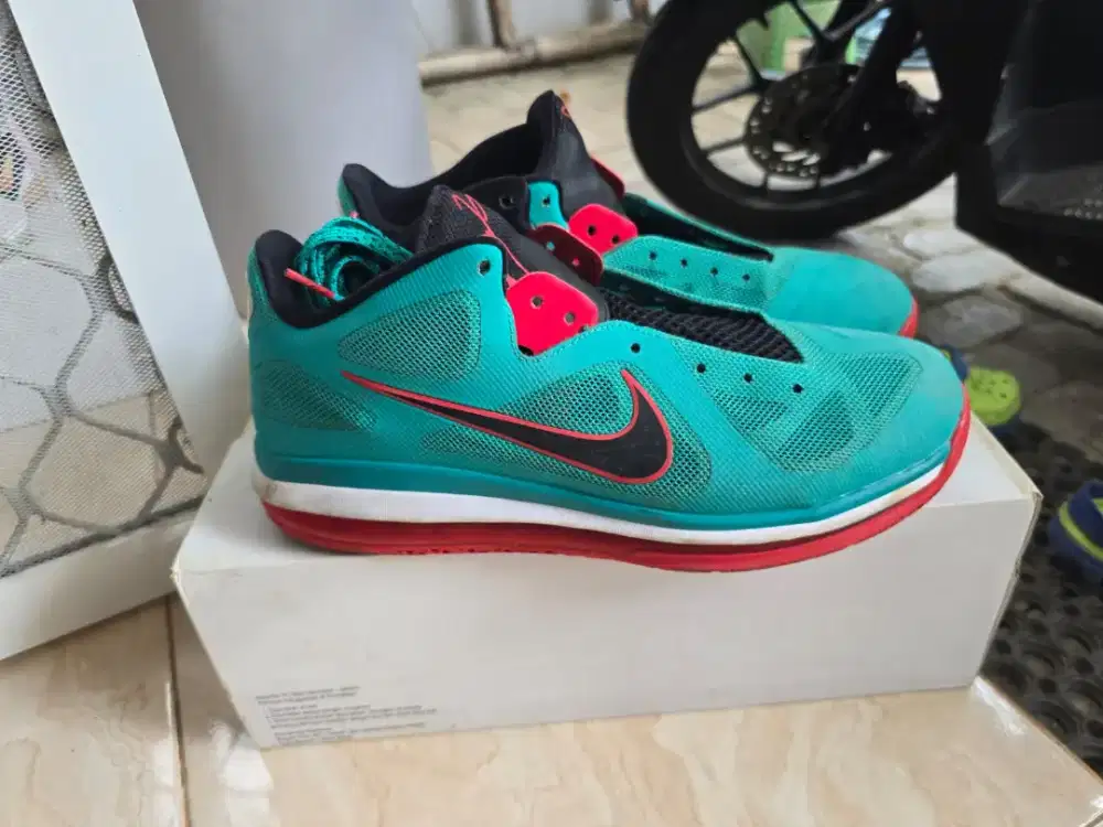 Sepatu Lebron 9 Liverpoll