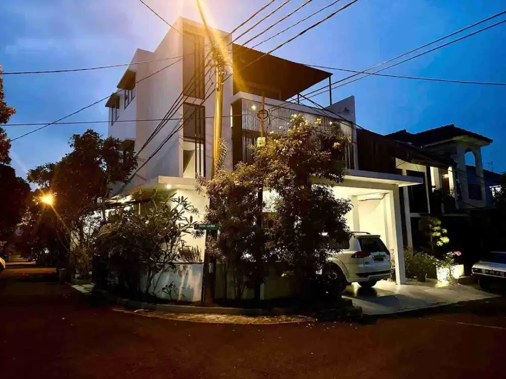Dijual cepat rumah posisi hook dengan view gunung