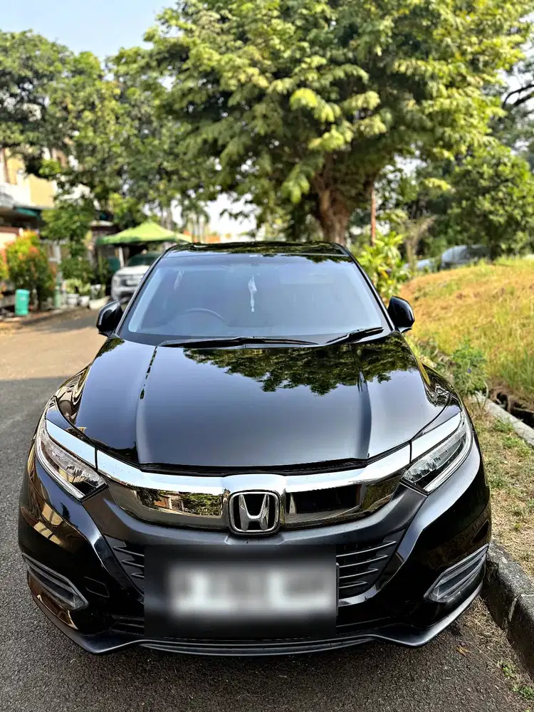 HR-V 1.5 SE AT 2020 KM 44rb Pajak Jun 2027 — 230jt TERMURAH!