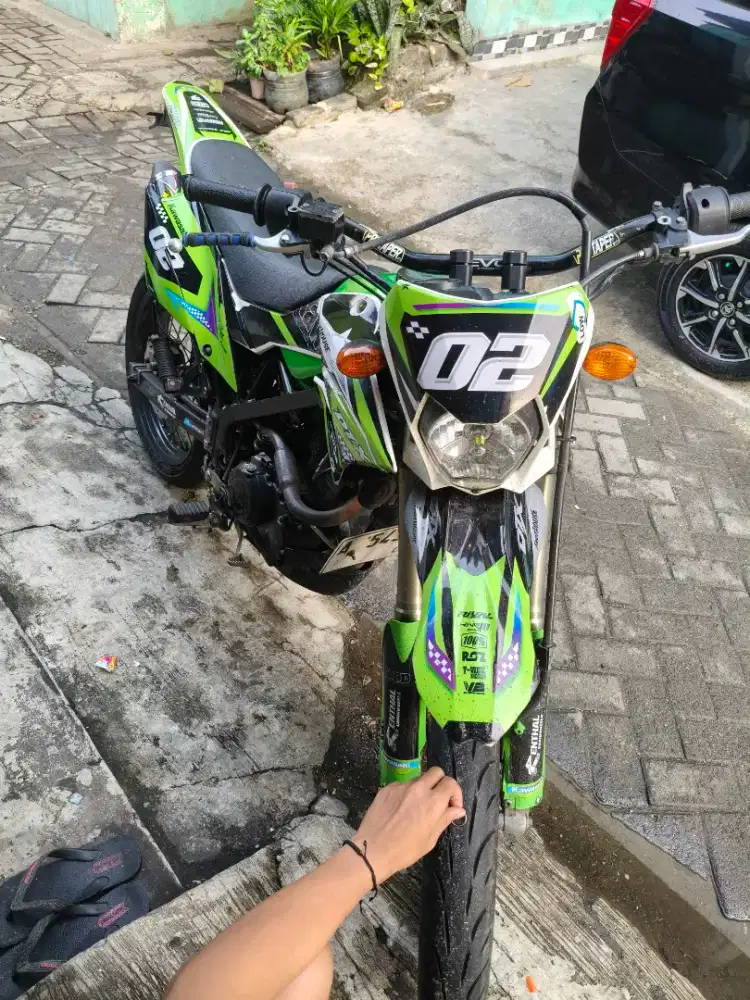 Kawasaki Dtrecker 2018